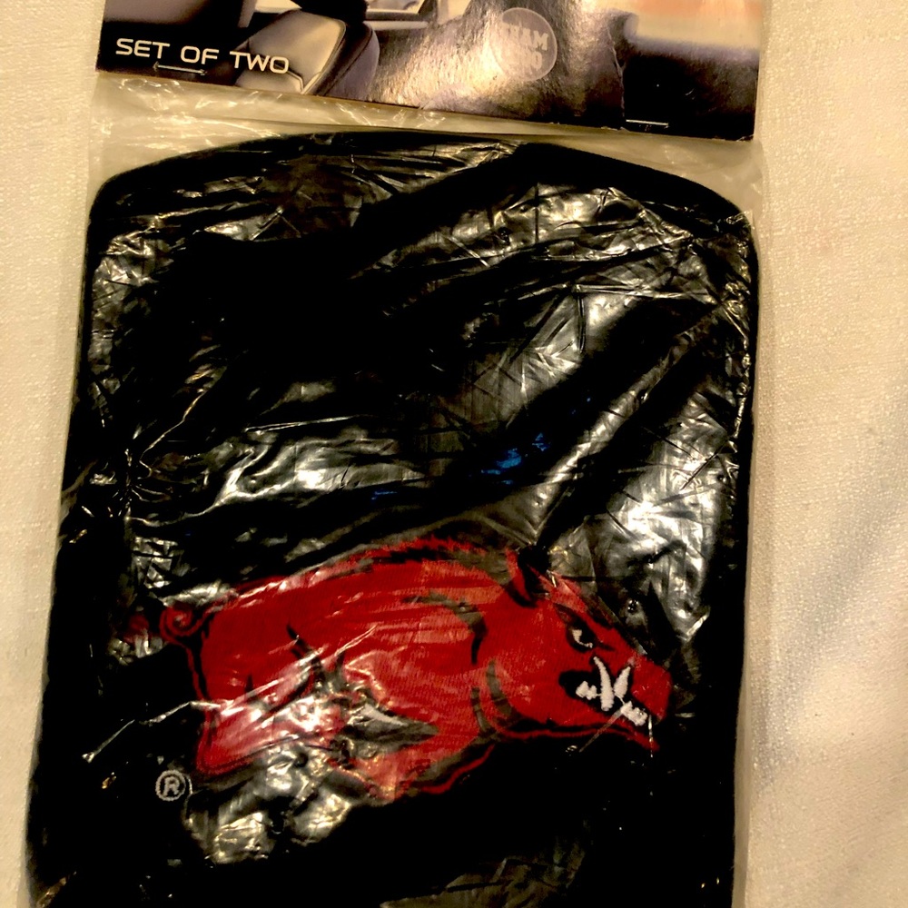 Razorback Headrest Covers set of two